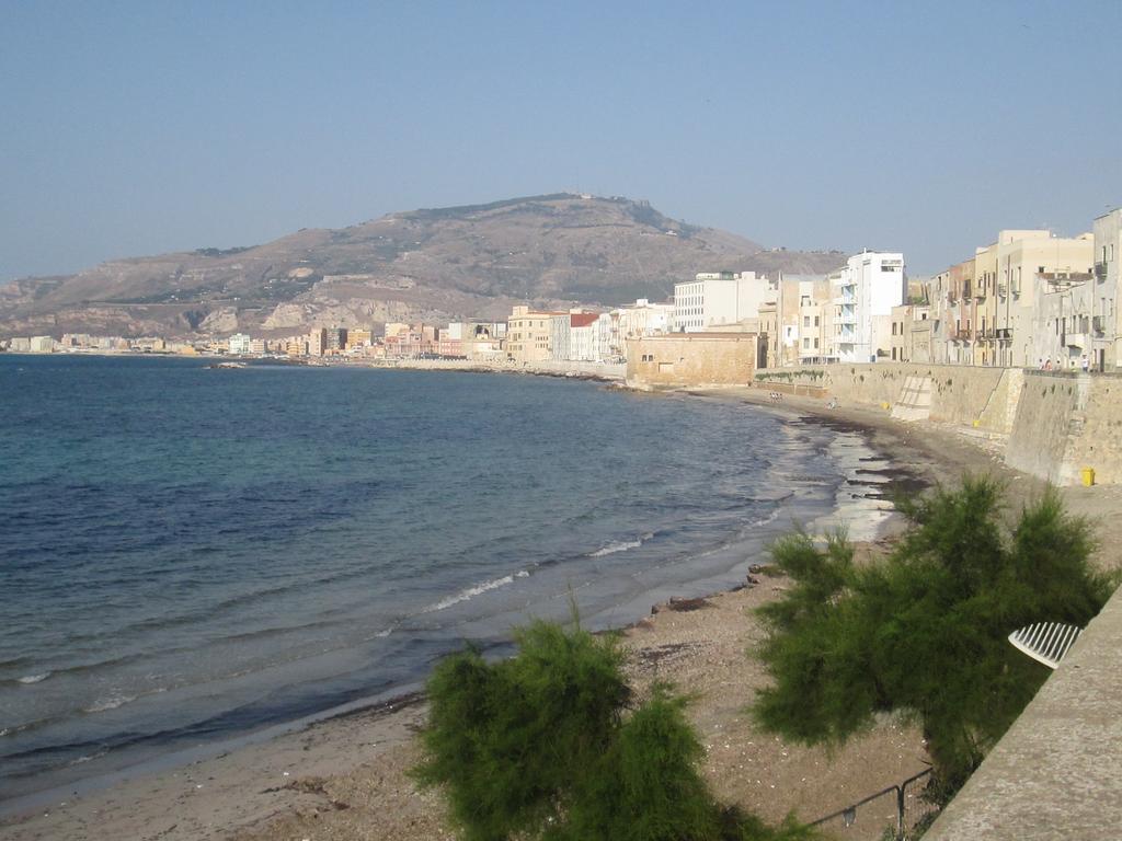 Corso Vittorio Apartment Trapani Esterno foto