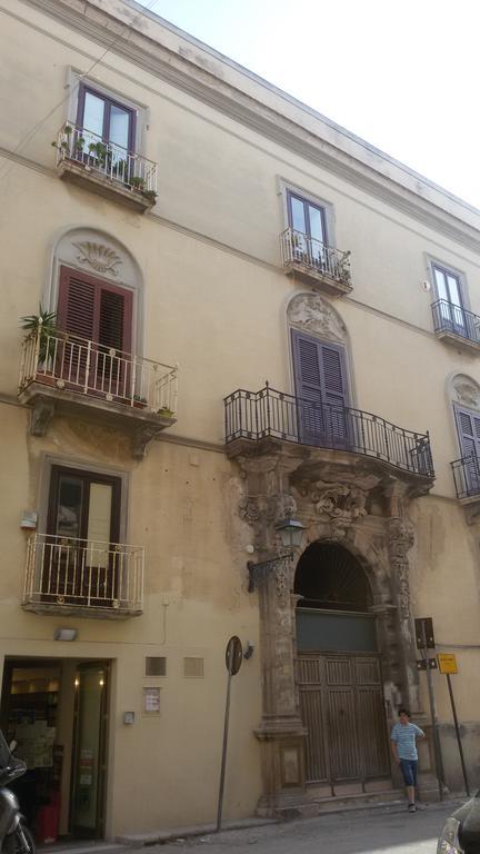 Corso Vittorio Apartment Trapani Esterno foto